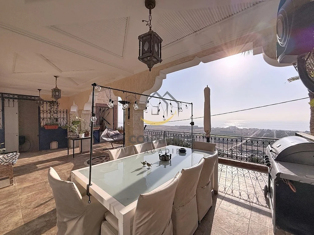 Villa 1ere ligne face mer - Réf V728