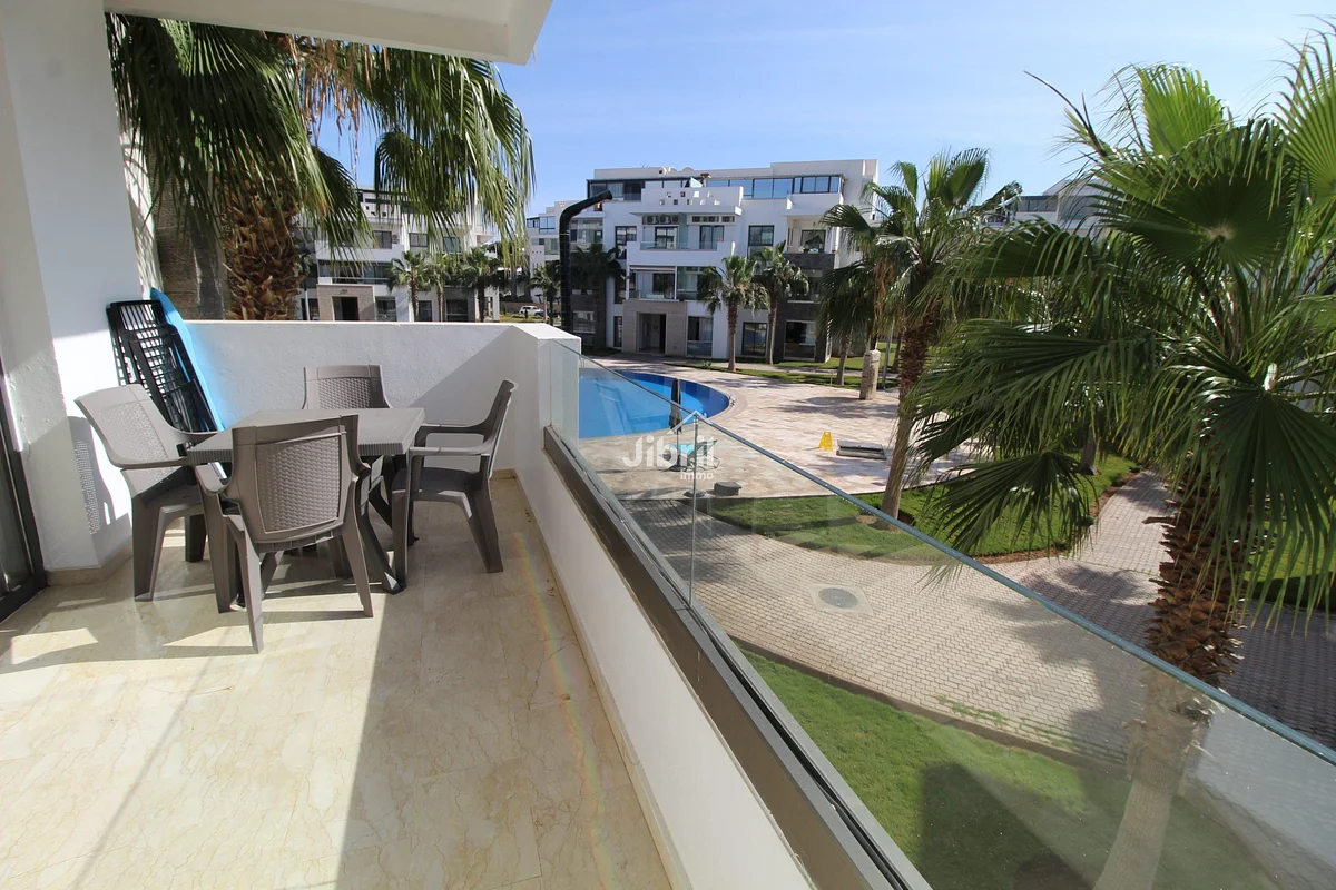 Gemeubeld Appartement te Huren in Founty