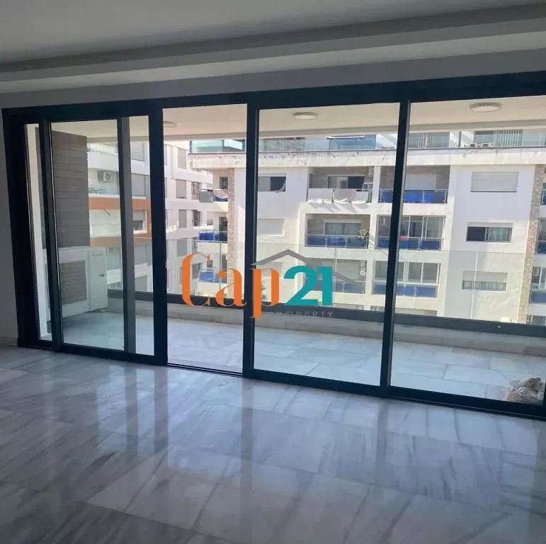 Tanger : Appartement haut standing à louer Sania Malabata