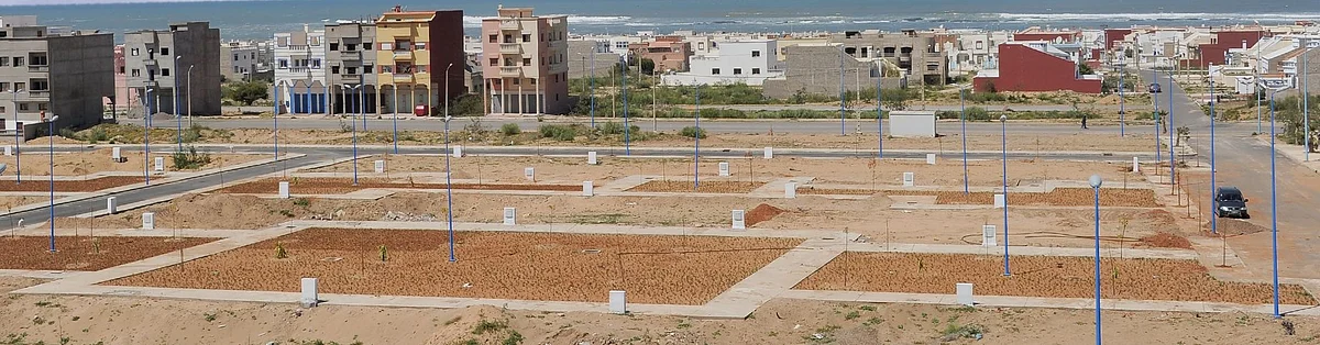 أرض سكنية وتجارية في قلب مراكش