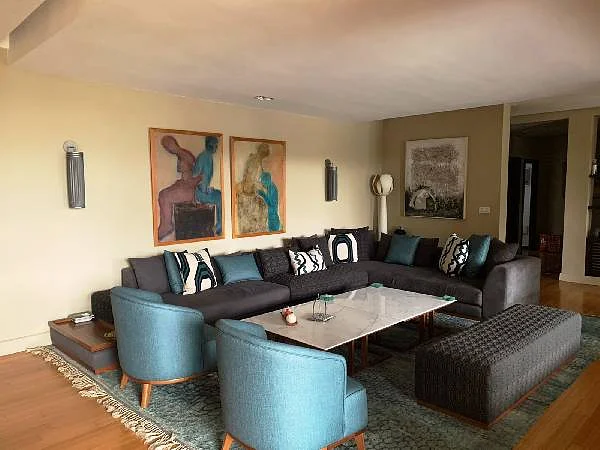 Groot Meubilerd Appartement in Hoog Agdal