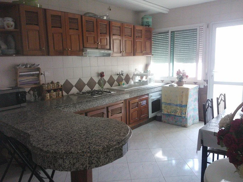 Appartement te koop in Fès met balkon en garage