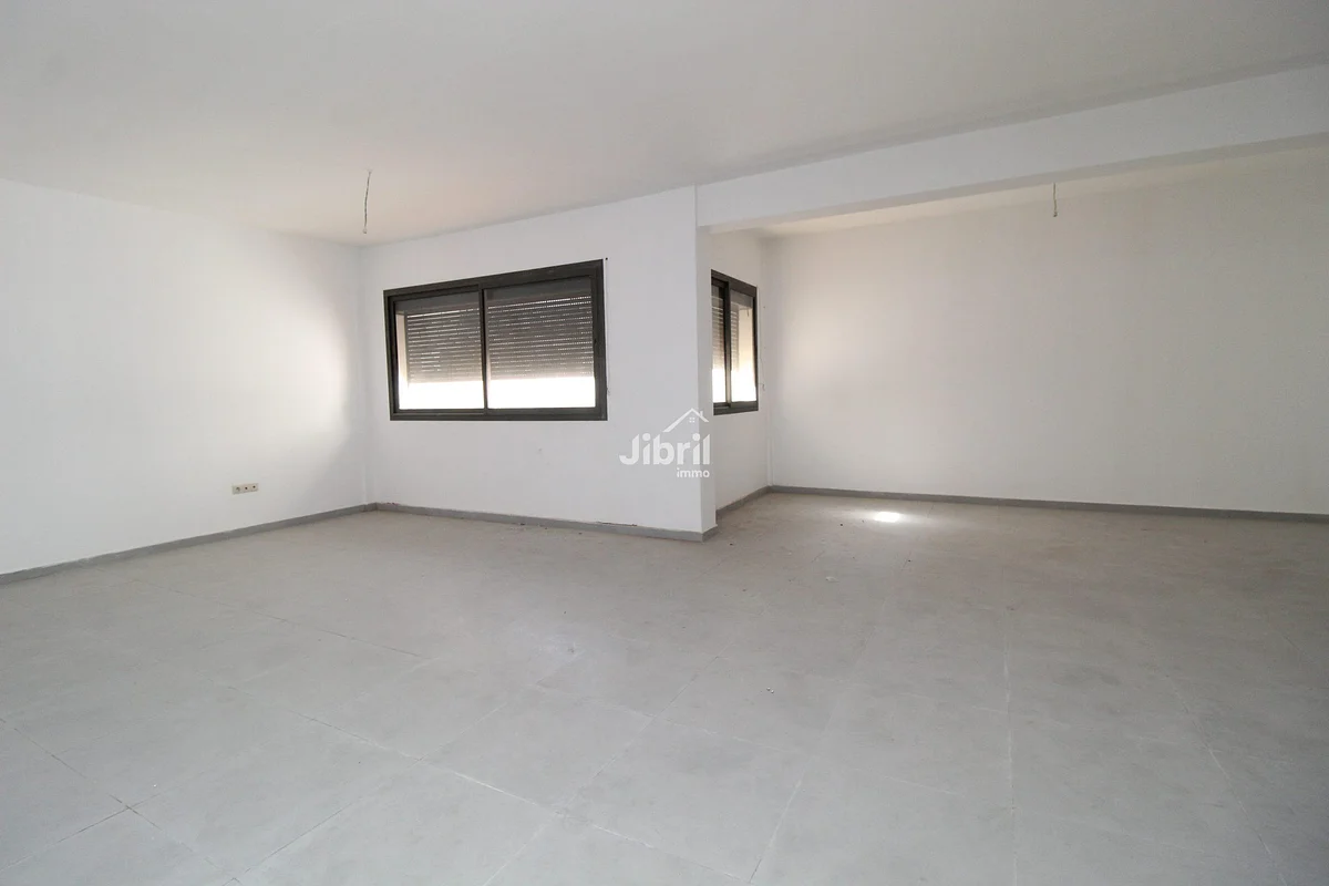 Bureau de 68 m² à Avenue Moukawama, Agadir