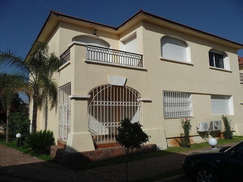 Appartement te koop in Fès, Ain Chekef met balkon