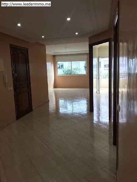 Appartement te huur in Rabat, Agdal met balkon