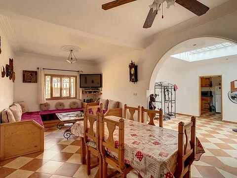 Rustige Villa met Prachtig Bergzicht