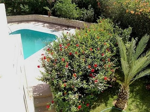 Te koop Villa Illigh met zeezicht en zwembad