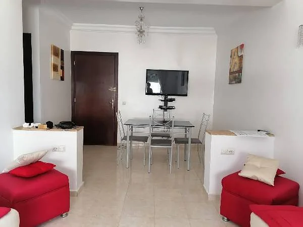 شقة مفروشة للإيجار في الرباط مع إطلالة على الكورنيش