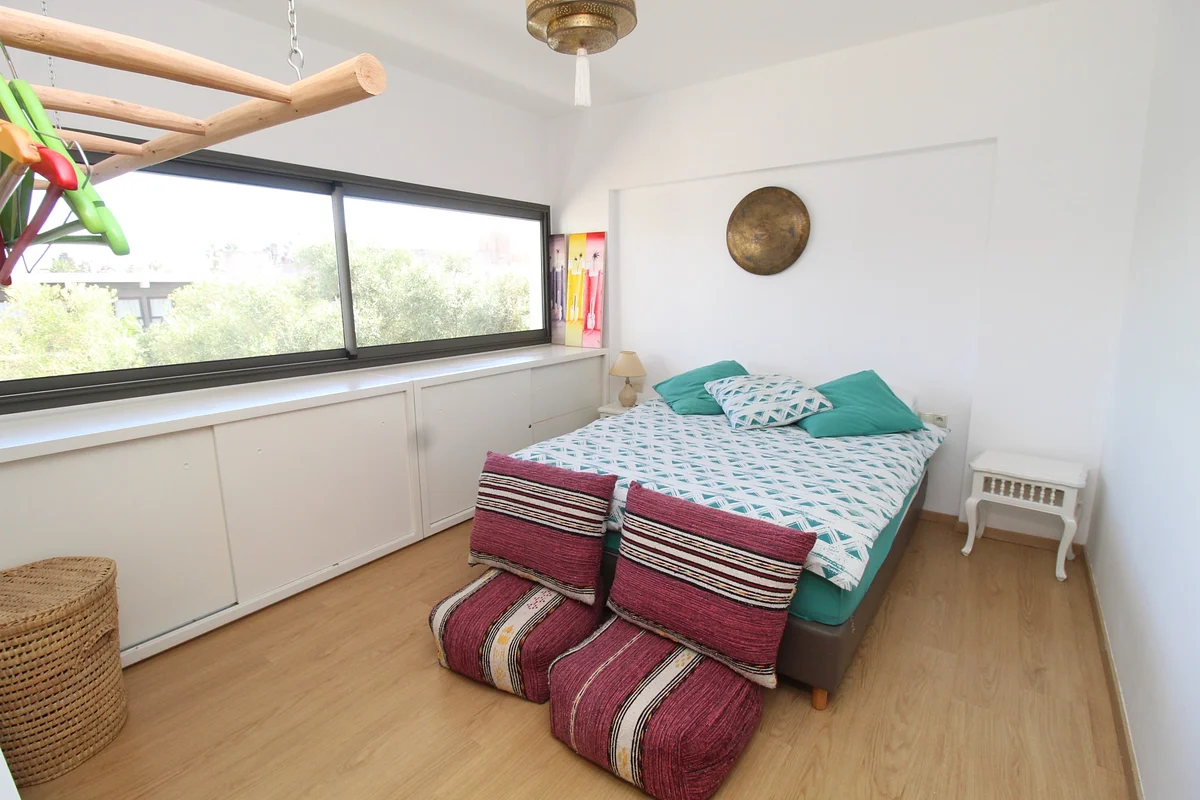 Stijlvol appartement in het hart van de stad, 5 min van het strand