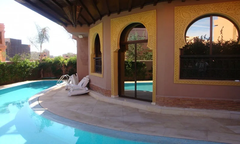 Nieuwe villa met zwembad en gym in Marrakech