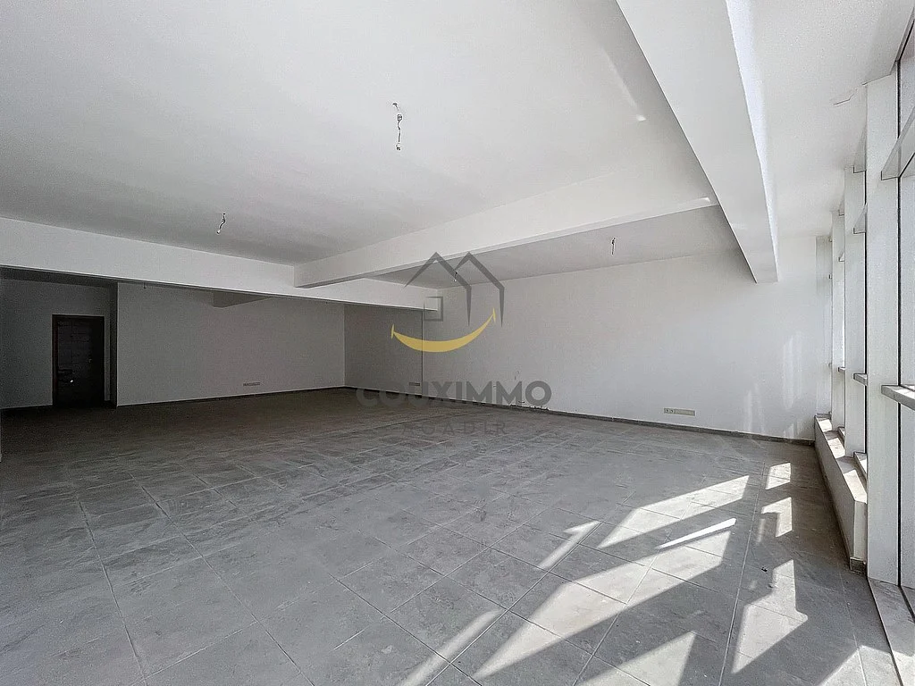 Bureau neuf - Ref B114