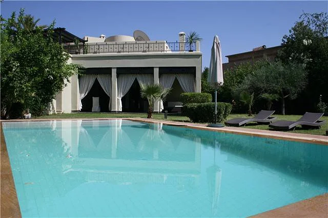 Villa 4 Ch | 5 SDB | Receptions et terraces | Piscine