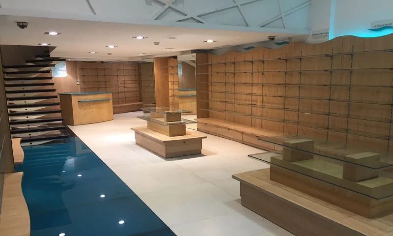 Local Commercial | 106M2 | 2.900 000-DH