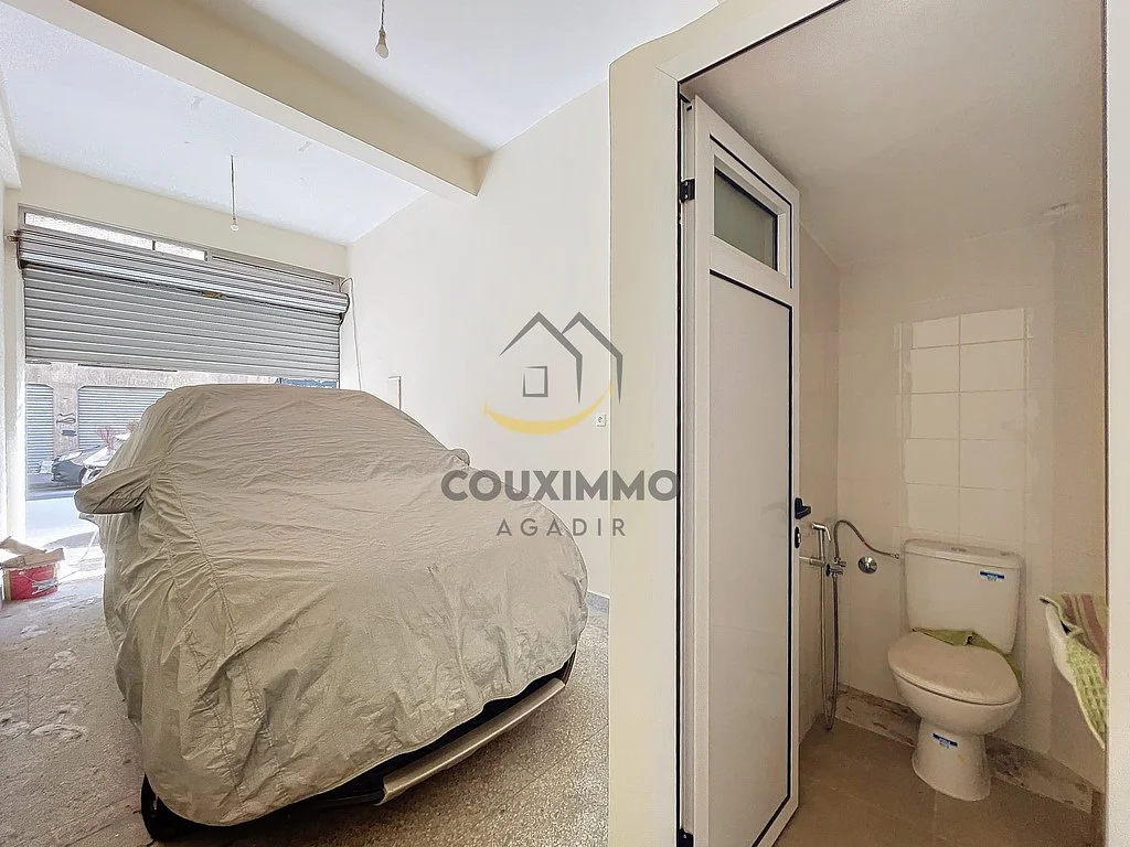 Commercieel pand/garage - Ref C317