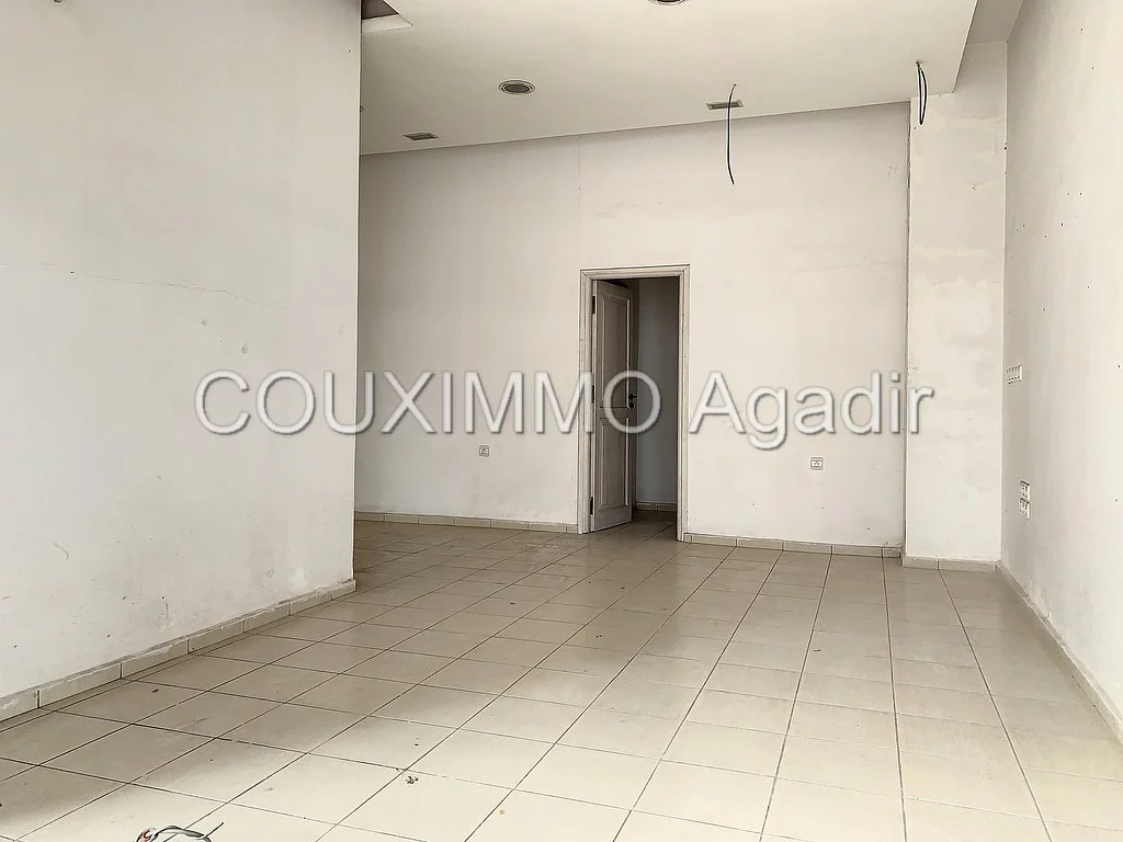 Local à louer - Ref C295