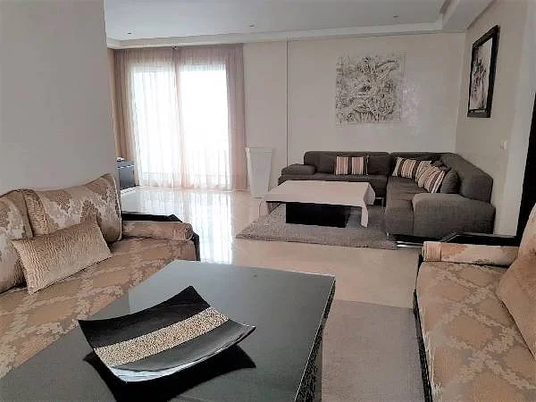 Nieuwe gemeubileerd appartement te huur.