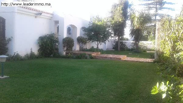 Rabat Souissi villa en location 1850 m²