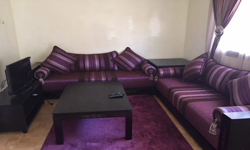 شقة مفروشة للإيجار مع حديقة في مراكش | Domio.ma