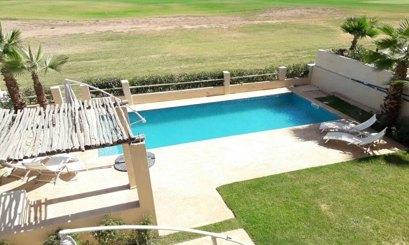 Gemeubileerde Villa met Zwembad en Terras | Domio.ma