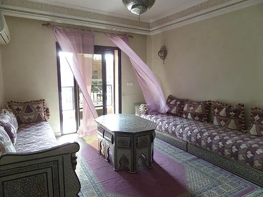 Te huur Gemeubileerd Appartement met Balkon in Marrakech