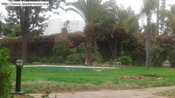 Rabat souissi villa 1000m² à louer
