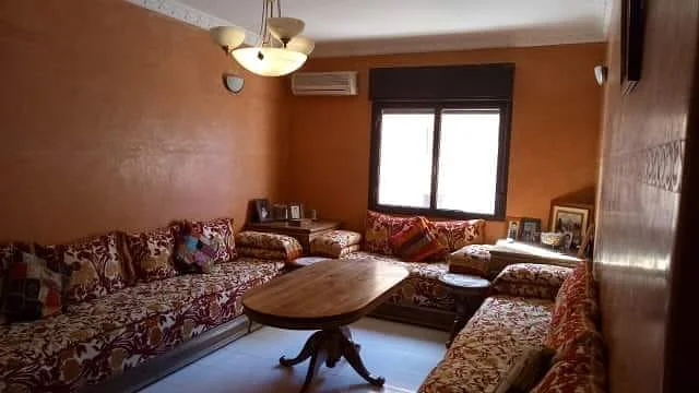 Te Huur Gemeubileerd Appartement met Balkon | Domio.ma