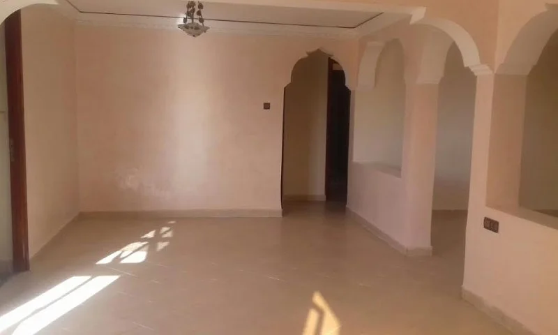 Te Huur: Prachtige Villa met Terras en Balkon | Domio.ma