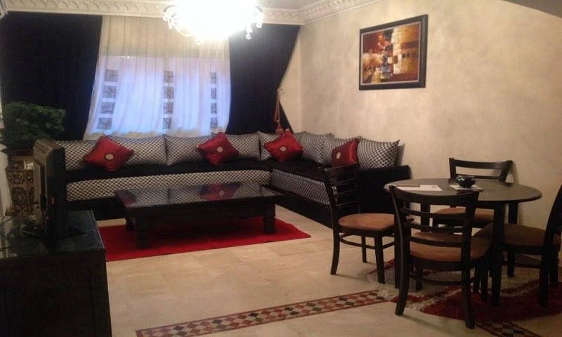 Te Huur Gezellig Gemeubileerd Appartement met Zwembad | Domio.ma