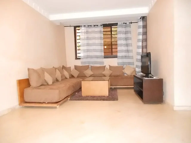 LOUE Duplex meublÃ© 2 Ch | salon | 2SDB | piscine | 7.000-Dh/mois