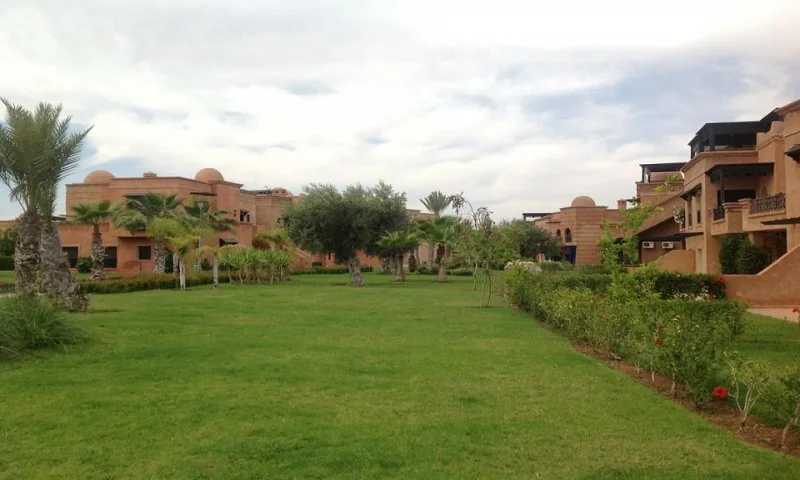 Te Huur Appartement met Groot Terras en Zwembad | Domio.ma