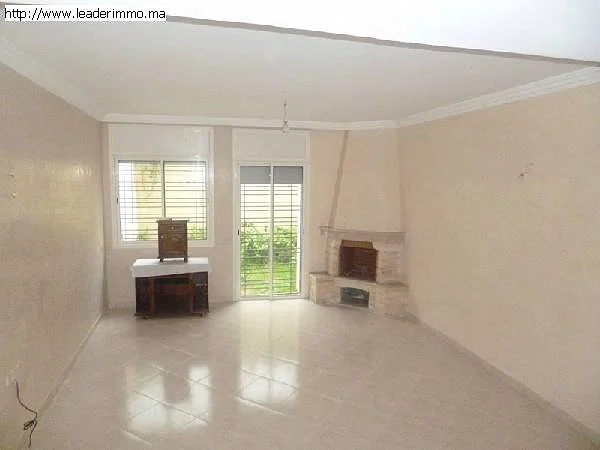 Rabat Harhoura Triplex à louer 180 m²
