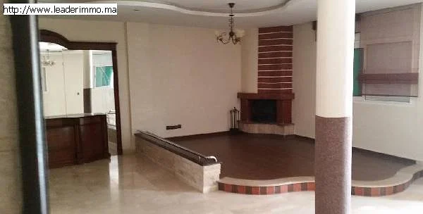 Rabat Hay Riad Villa à louer 300 m²