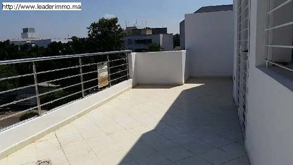 Appartement te huur in Rabat Agdal met groot terras