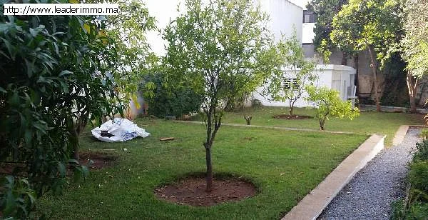 Rabat Agdal  Villa à louer 550 m²