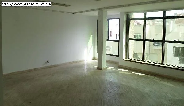 Rabat Agdal Bureau à louer