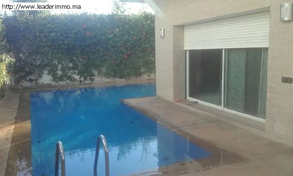 فيلا حديثة للبيع بحي الرياض الرباط