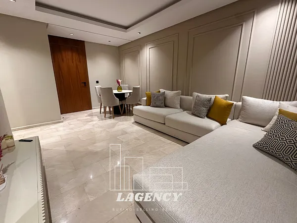 Te Huur: Luxe Gemeubileerd Appartement in Bouskoura