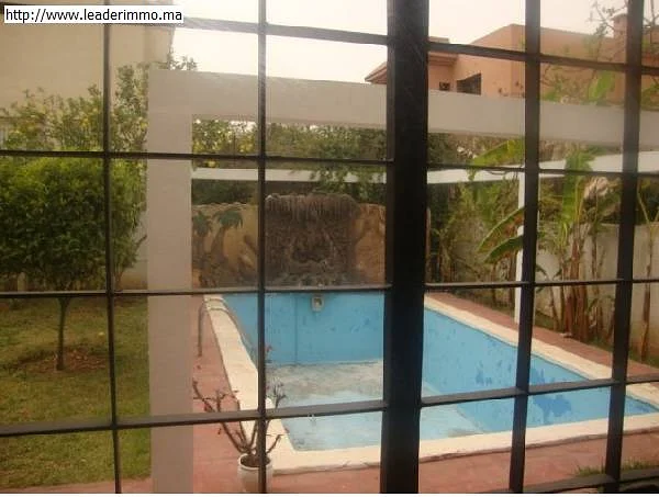 فيلا للإيجار في حي الرياض براباط