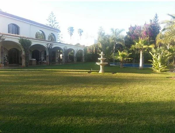 Villa te koop in Rabat Bir Kacem