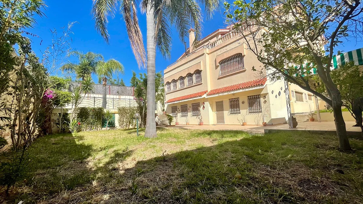 Spacious 21-Room Furnished Villa for Sale