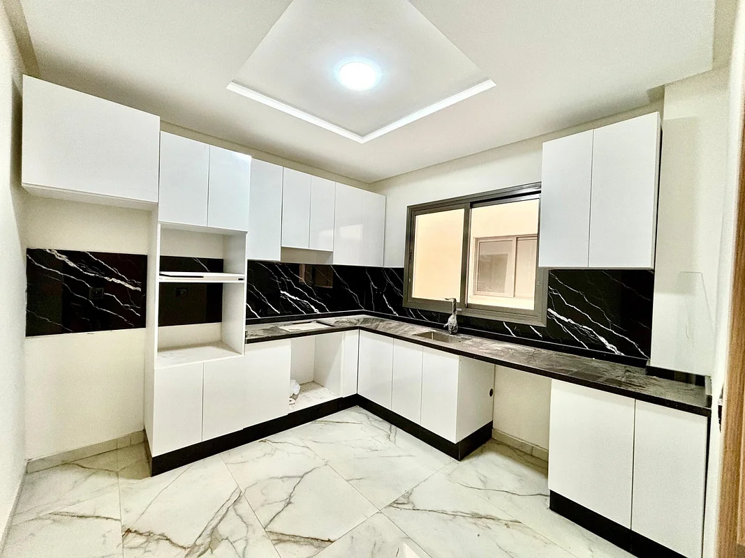 شقة للبيع في ناظور بحي عاريد