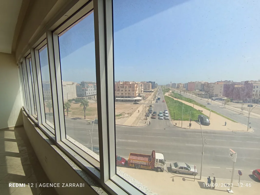 مكاتب للإيجار مقابل حي المطار الناظور