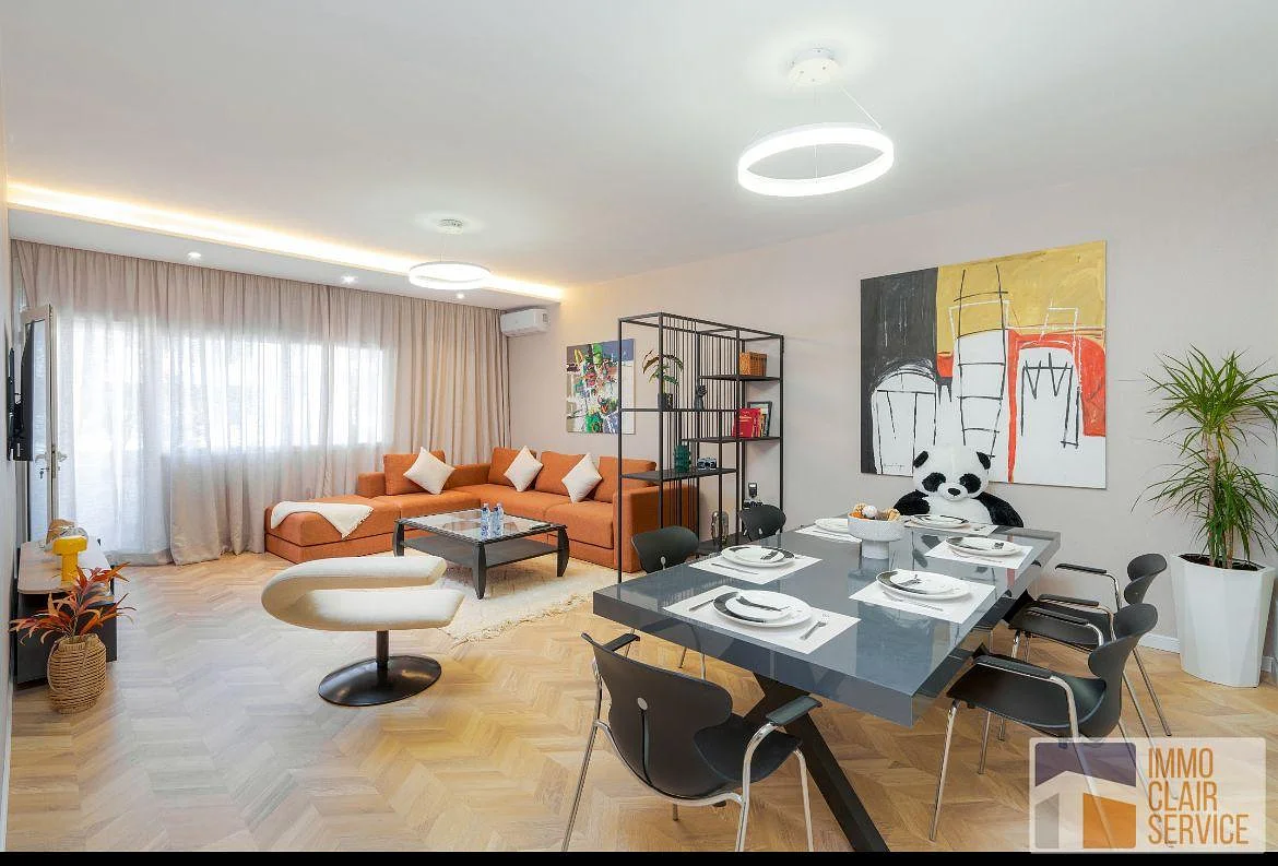 Gerenoveerd, gemeubeld appartement met balkon in Rabat