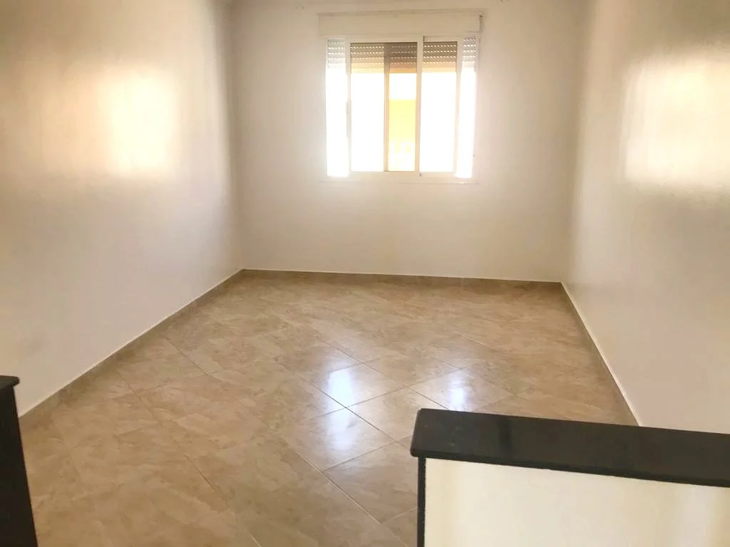 Appartement te koop in Oujda met 3 gevels