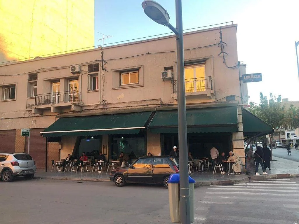 مقهى للبيع في وسط مدينة وجدة