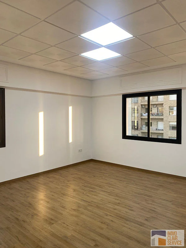 Kantoorruimte te huur in Rabat