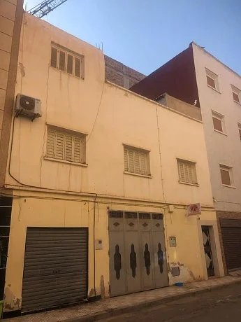 Te koop: Huis in rustige omgeving in Nador