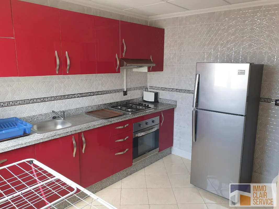 Mooi Gemeubileerd Appartement in Rabat met Balkon