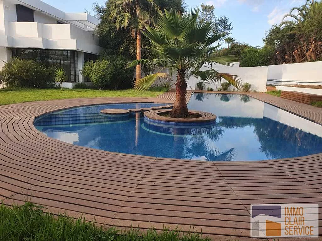 Te Koop: Villa in Beveiligde Wijk Rabat