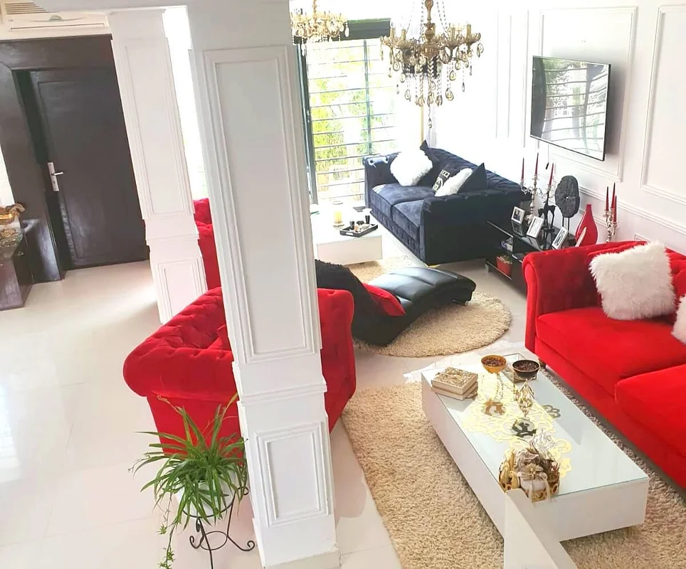 villa à vendre avec piscine – OUJDA